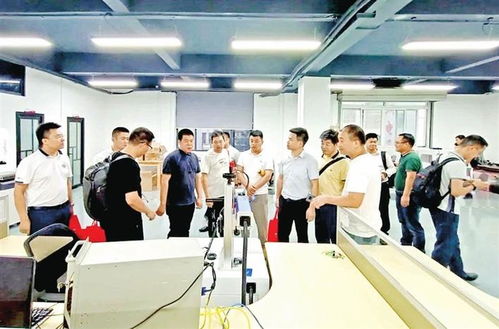 智造未來(lái)，共創(chuàng)共贏——寶安區(qū)機(jī)器人智能裝備行業(yè)協(xié)會(huì)企業(yè)分享會(huì)聚焦智能機(jī)器人銷(xiāo)售新機(jī)遇